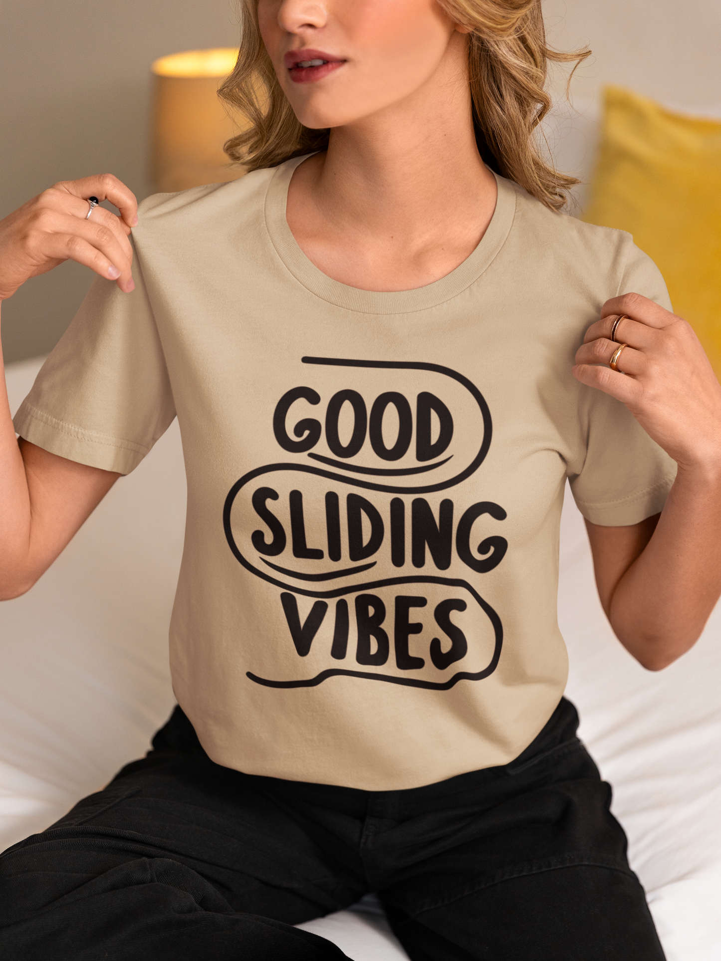 GOOD SLIDING VIBES - PREMIUM T-SHIRT
